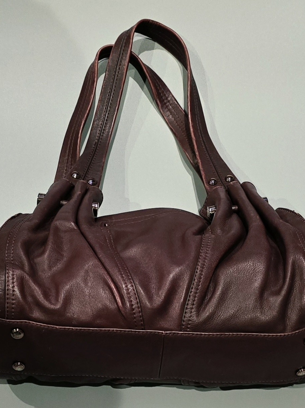 B.Makowsky Classic Leather Shoulder Bag in Deep Brown Burgundy.